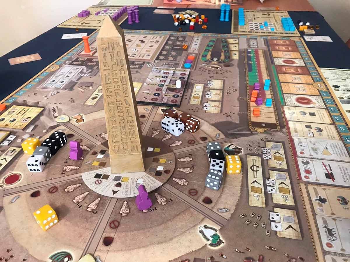 Tekhenu: El Obelisco del Sol