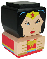 Figura De Acción De Entretenimiento Wonder Woman Tiki Tik Totem