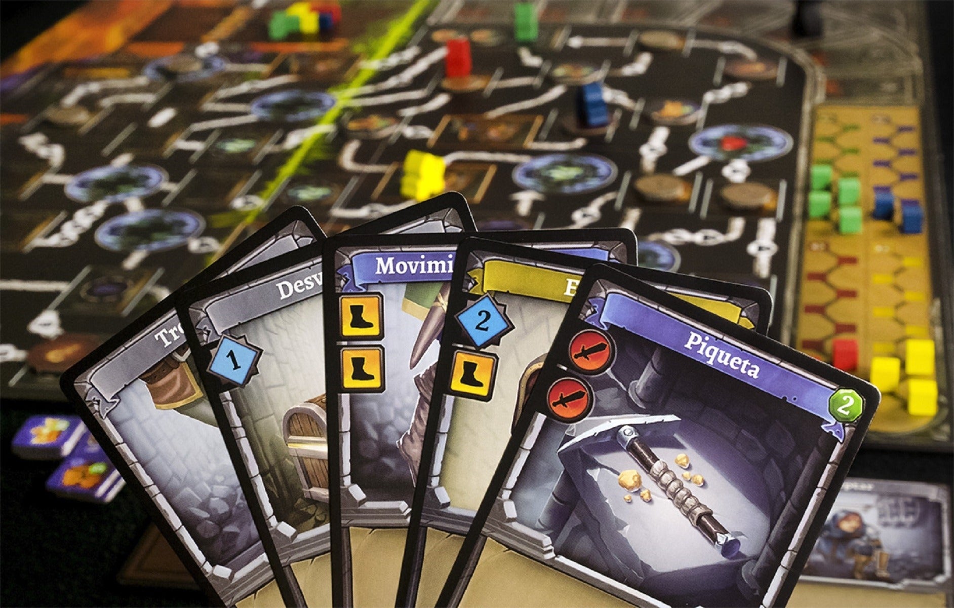Clank! una Aventura de Construcción de Mazos