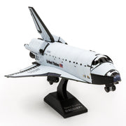 Transbordador Espacial Discovery en Color